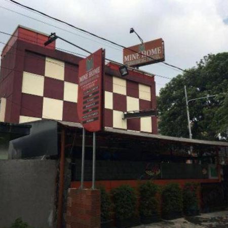 Mine Home Hotel Bandung Bagian luar foto