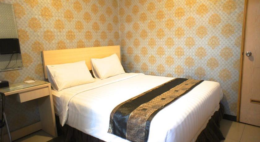 Mine Home Hotel Bandung Bagian luar foto