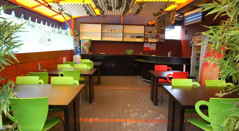 Mine Home Hotel Bandung Bagian luar foto