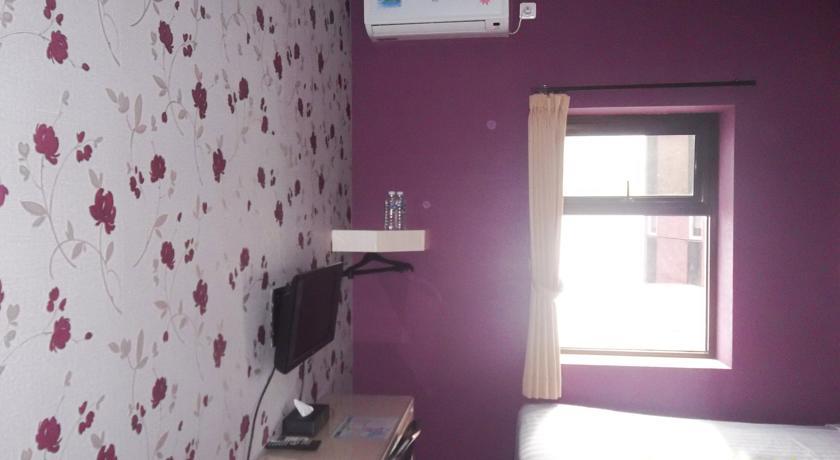 Mine Home Hotel Bandung Bagian luar foto