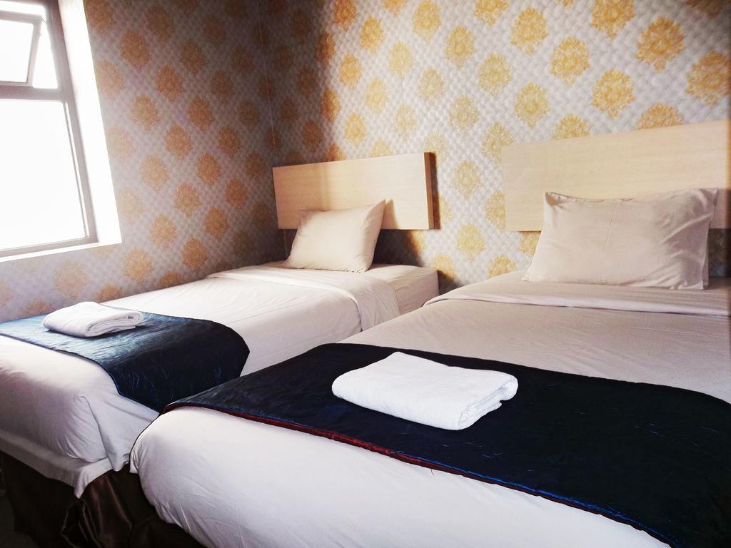 Mine Home Hotel Bandung Bagian luar foto
