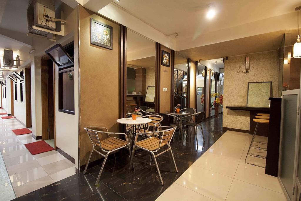 Mine Home Hotel Bandung Bagian luar foto