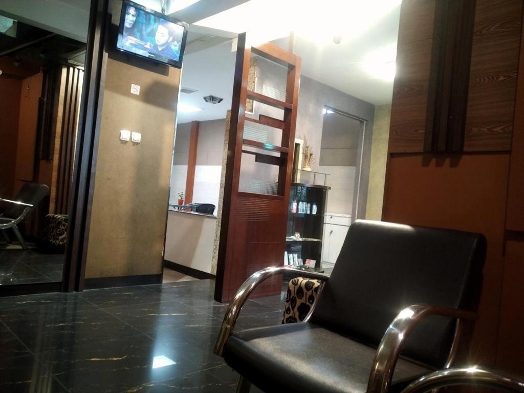 Mine Home Hotel Bandung Bagian luar foto