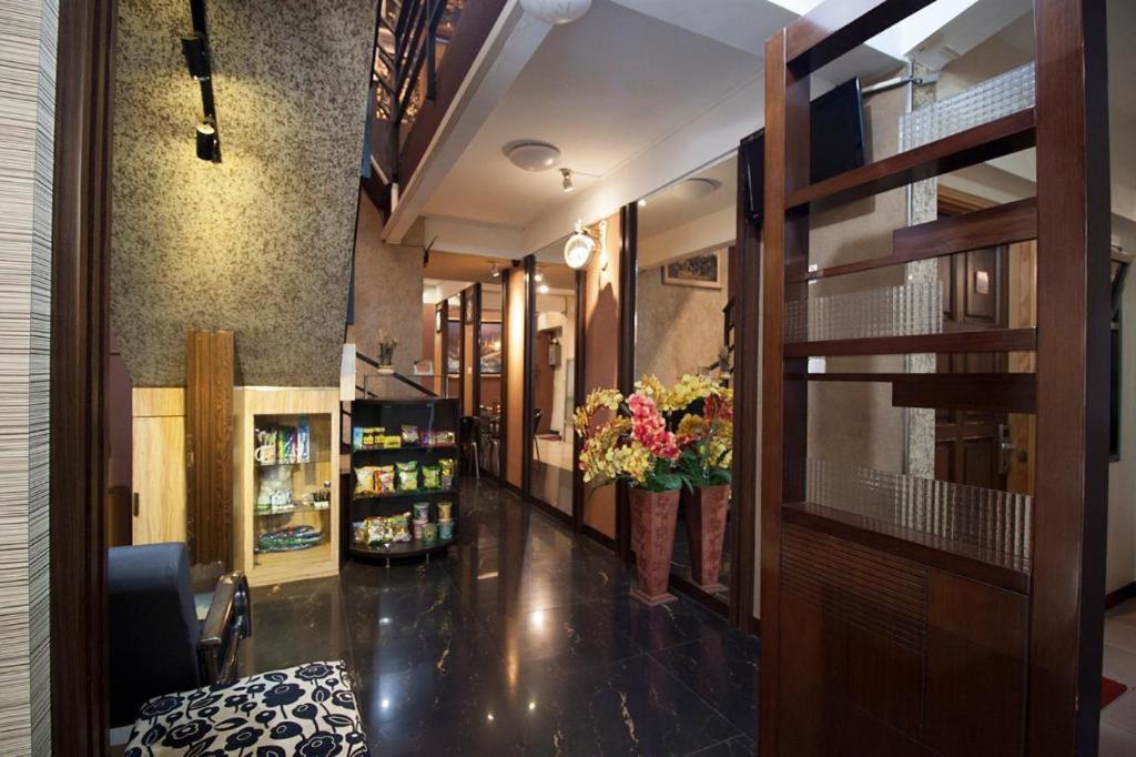 Mine Home Hotel Bandung Bagian luar foto