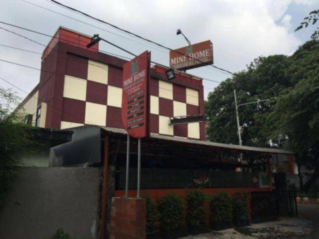 Mine Home Hotel Bandung Bagian luar foto