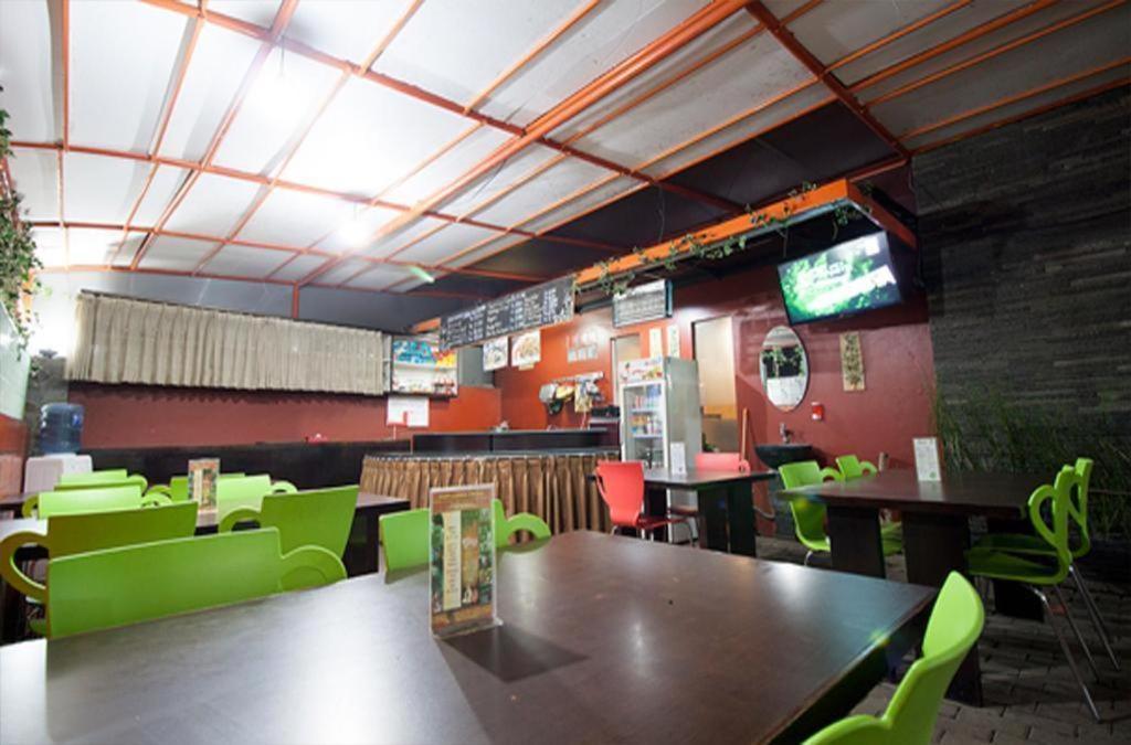 Mine Home Hotel Bandung Bagian luar foto