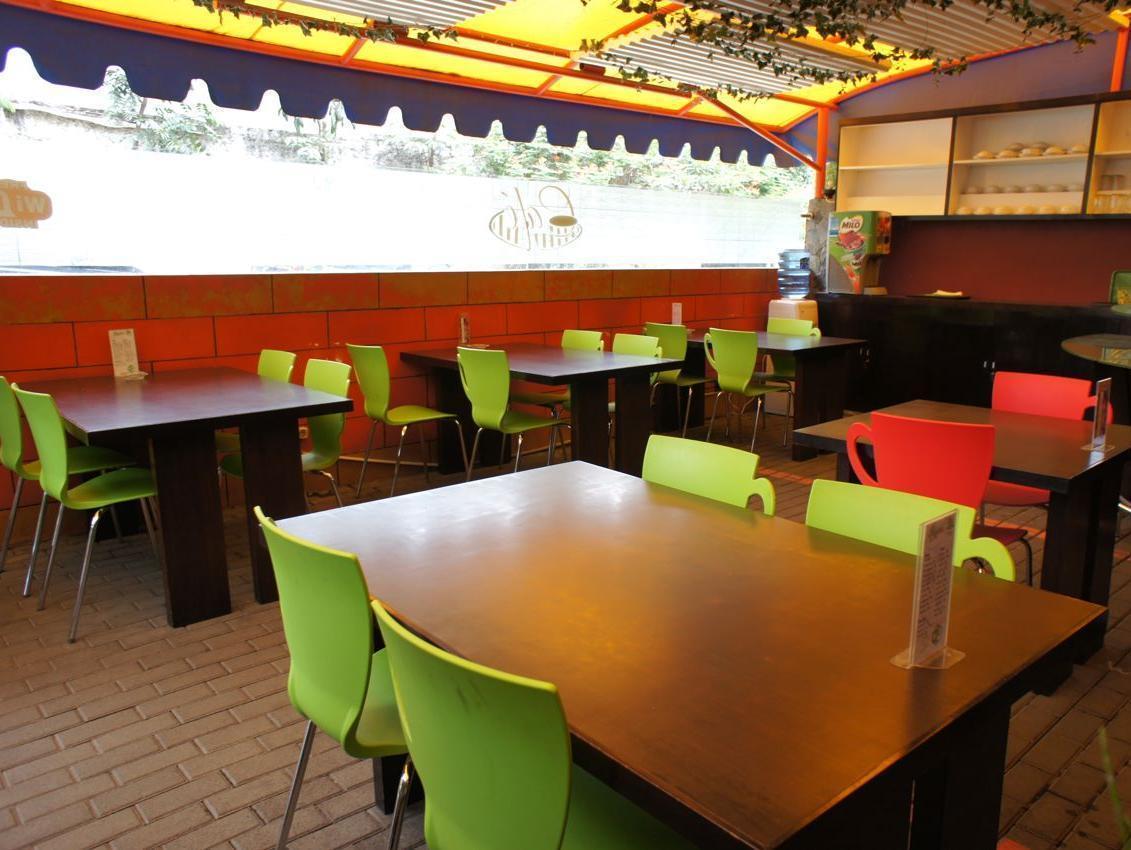 Mine Home Hotel Bandung Bagian luar foto